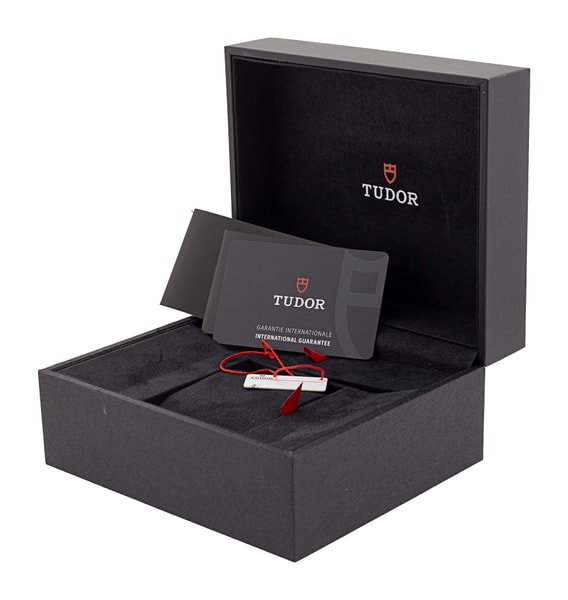 Tudor Royal M28500-0004